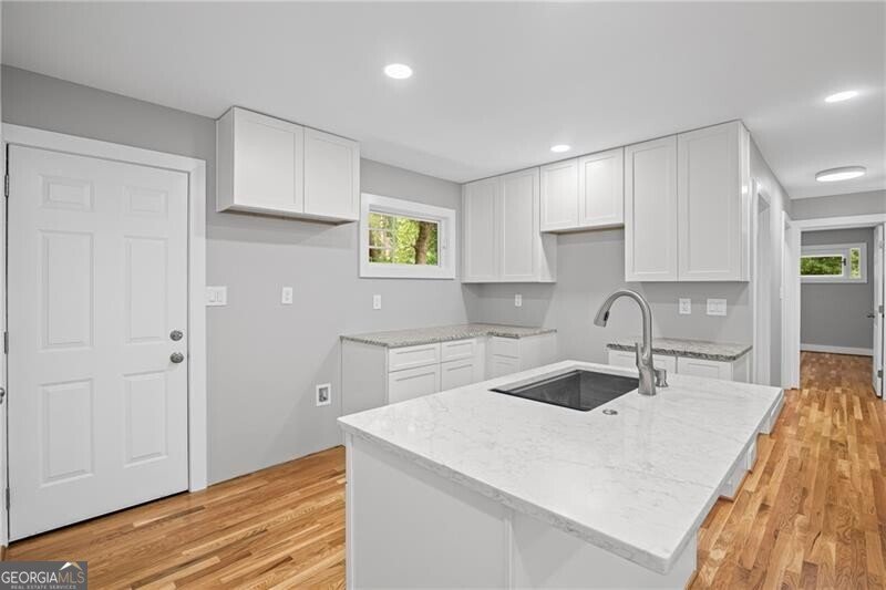 2889 Macon Drive Atlanta - Photo 8