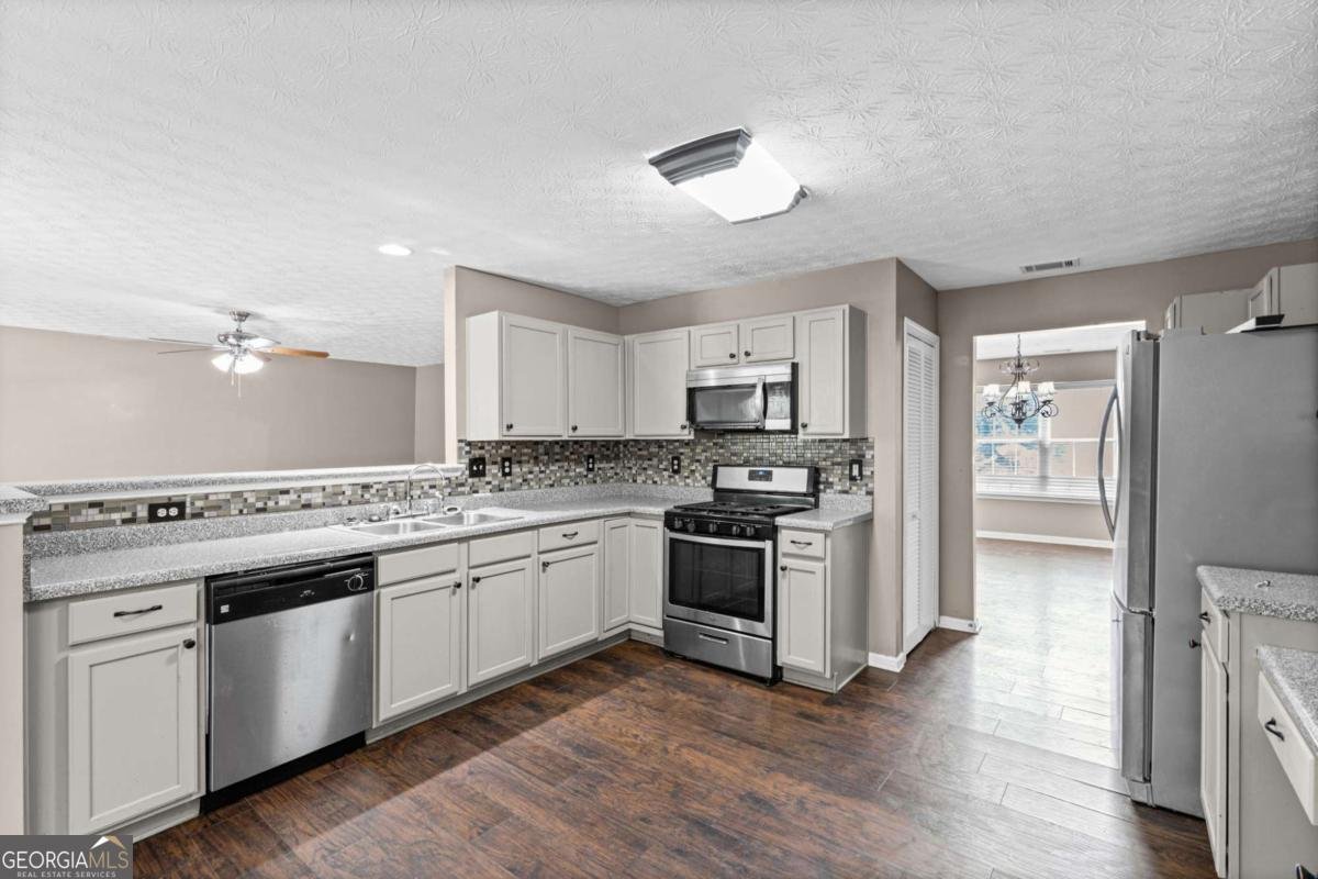 3865 Crescent Walk Lane Suwanee - Photo 14