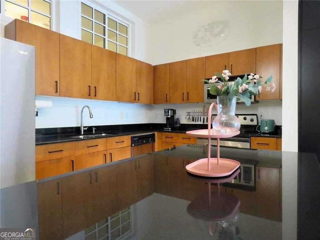 560 Dutch Valley Road Atlanta - Photo 16