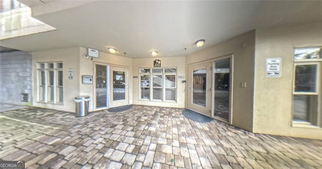 560 Dutch Valley Road Atlanta - Photo 6