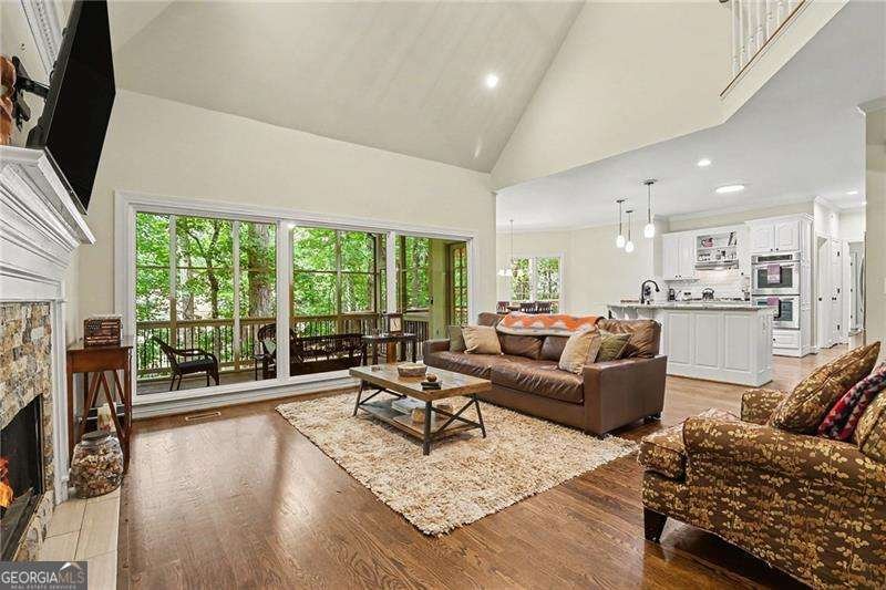 350 Creekview Terrace Johns Creek - Photo 15