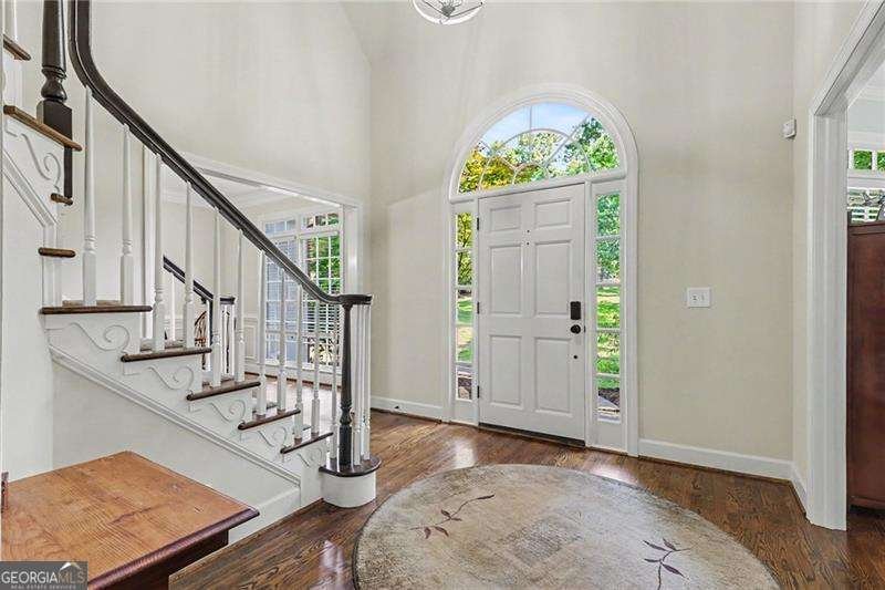 350 Creekview Terrace Johns Creek - Photo 6