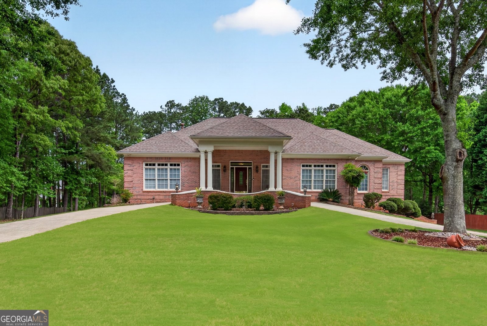 105 Wellborn Road Peachtree City - main photo