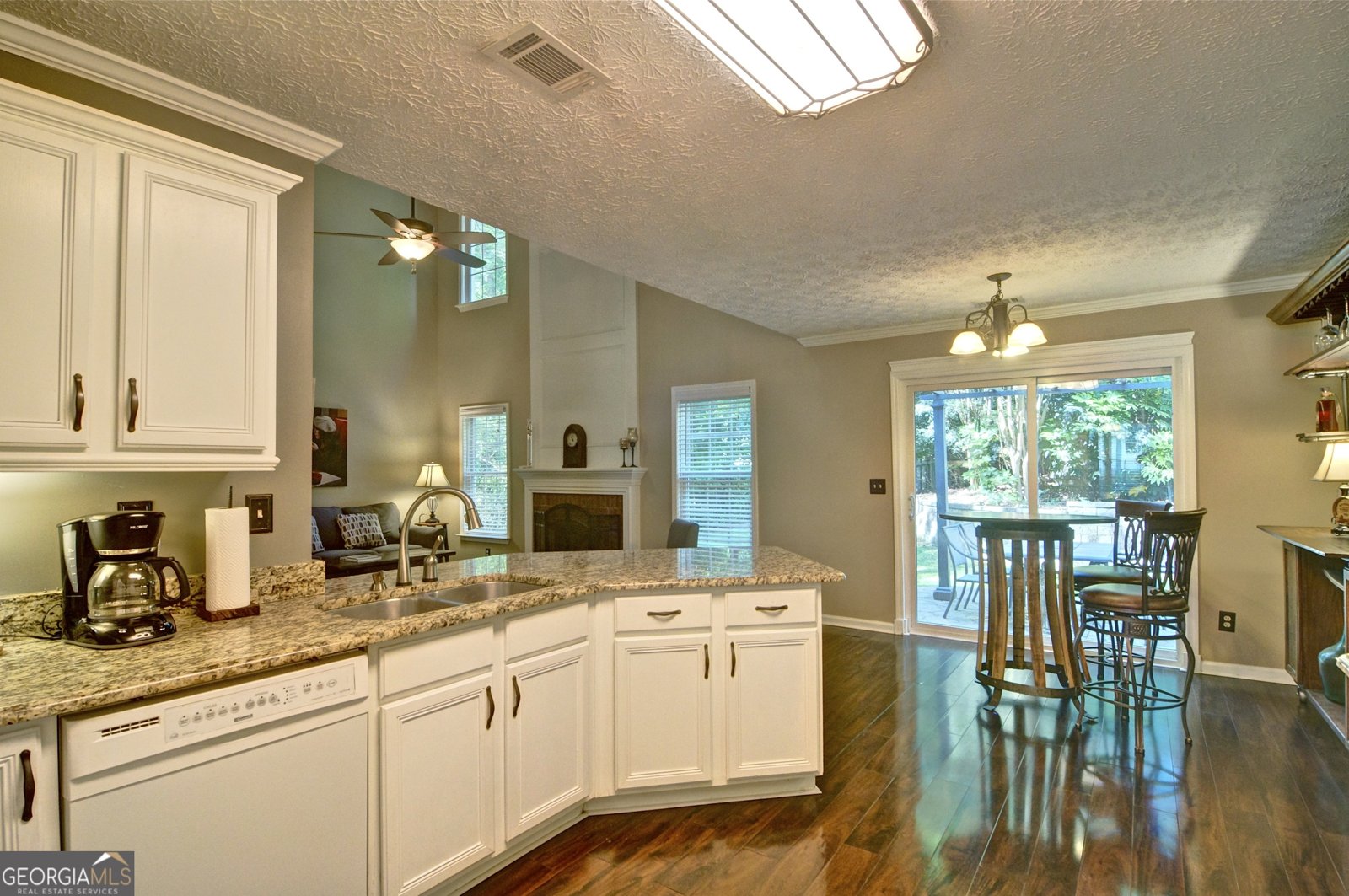 8004 Huntcliff Road Woodstock - Photo 14