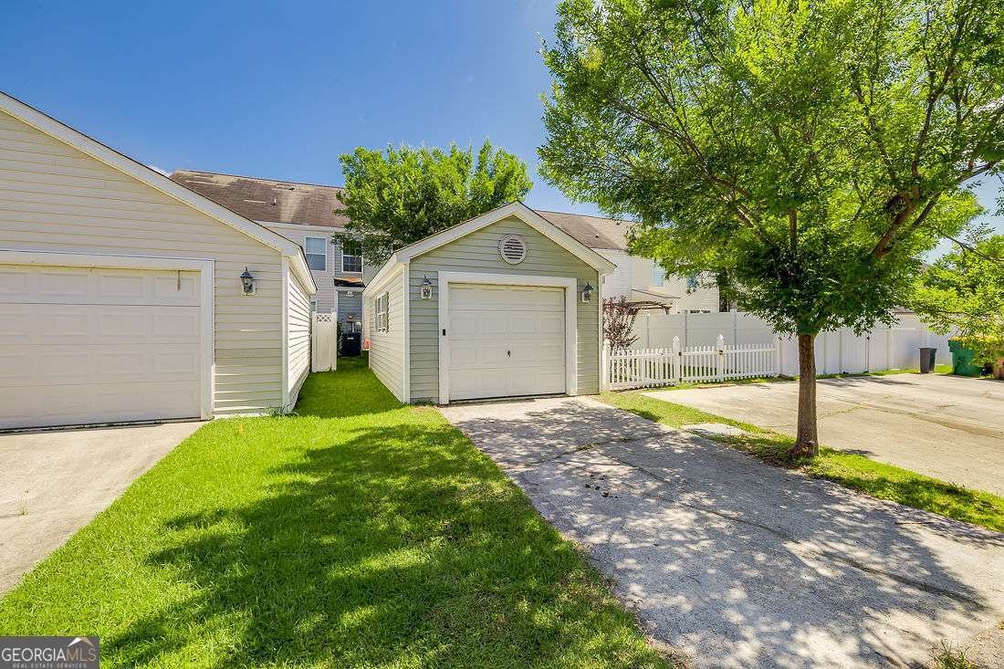 321 Hitching Post Lane Pooler - Photo 37