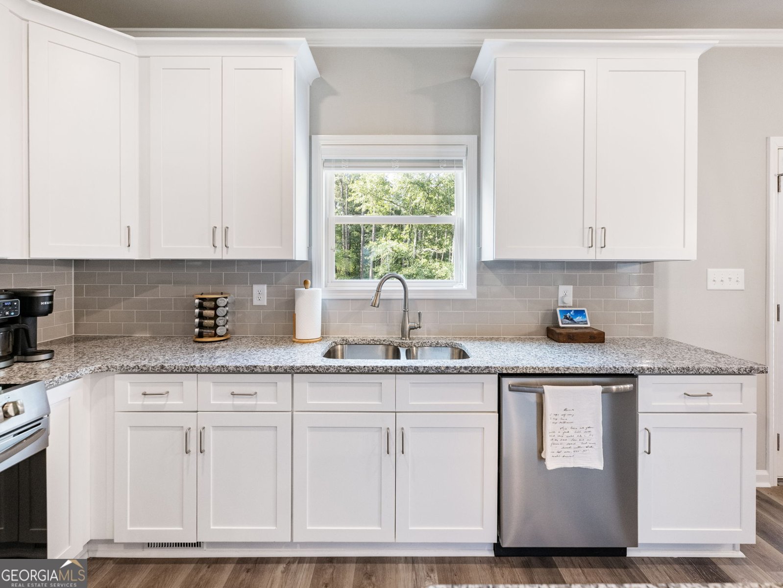 406 Sunset Drive Statham - Photo 11