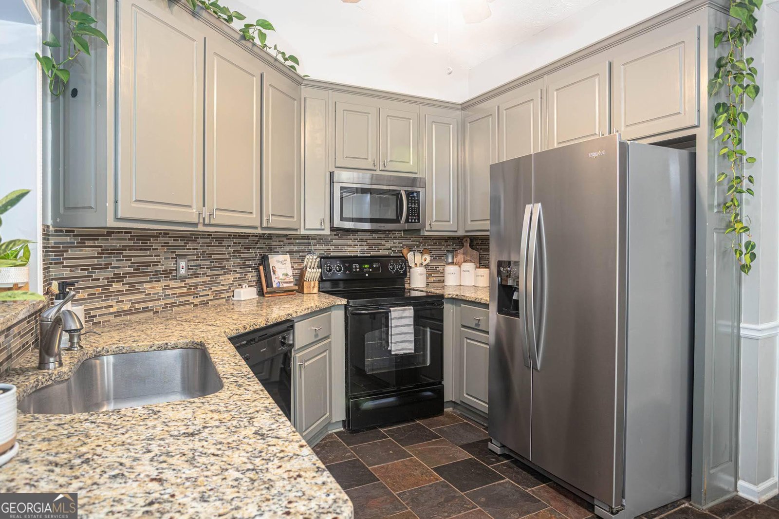 605 Freeman Drive Covington - Photo 19
