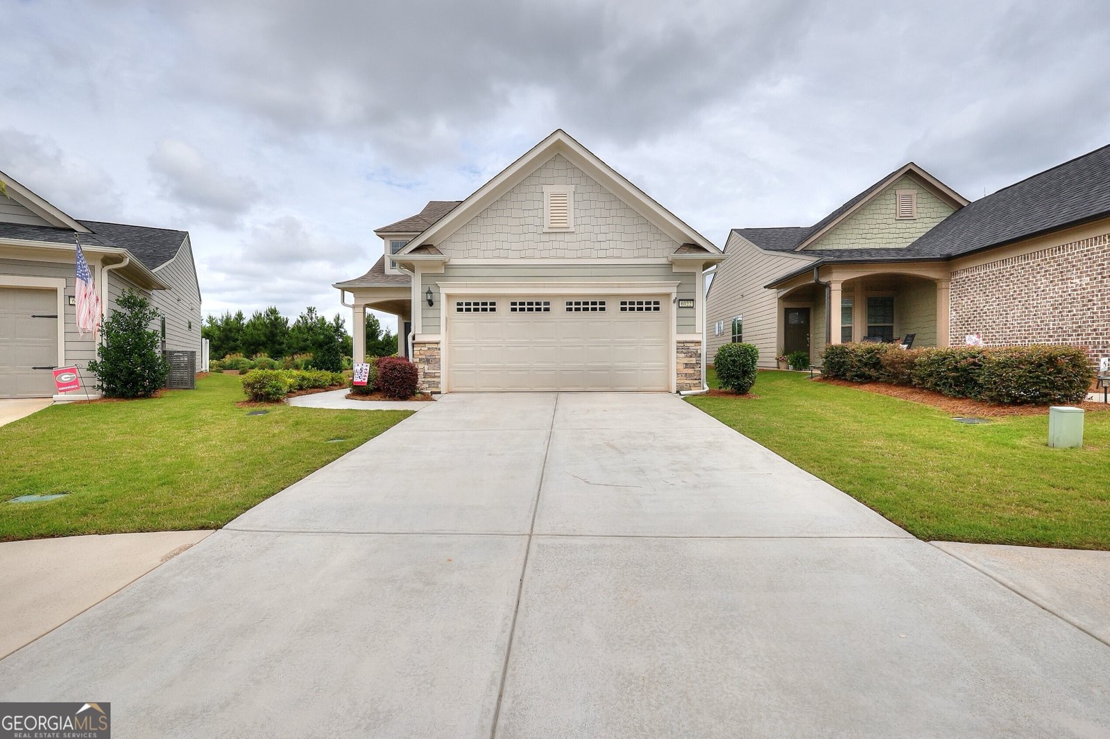 6022 Rollingwood Way Hoschton - main photo