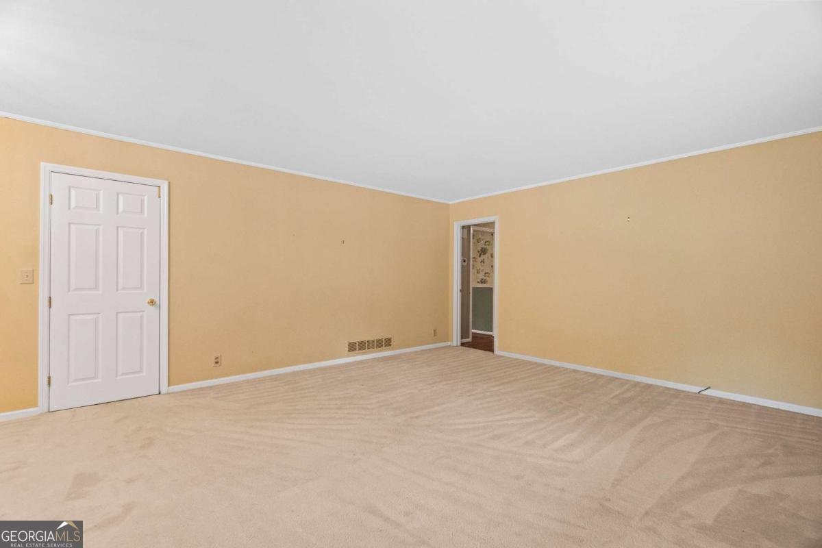 204 Sherwood Drive Calhoun - Photo 6