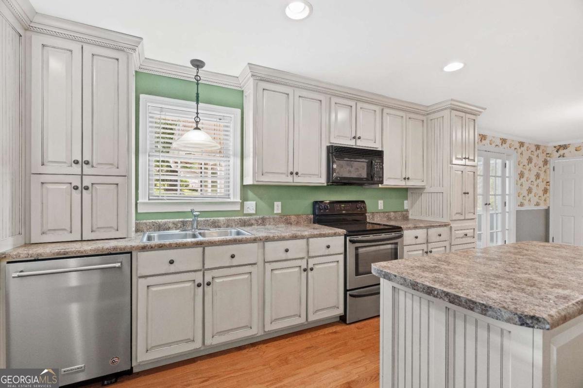 204 Sherwood Drive Calhoun - Photo 9