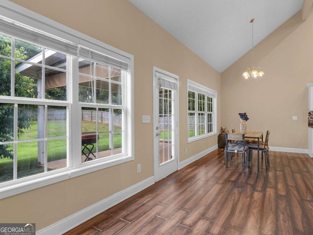 555 Huntington Trail Temple - Photo 10