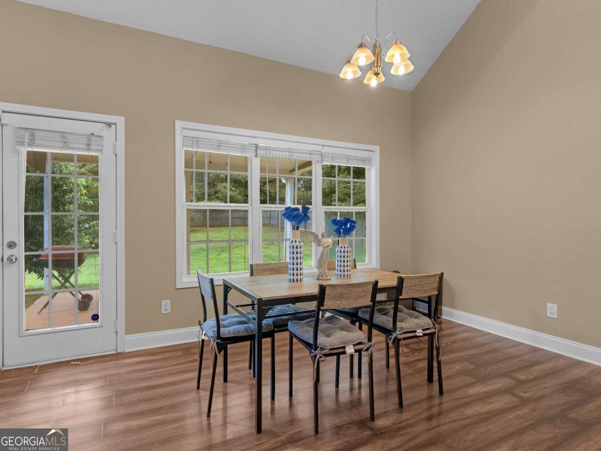 555 Huntington Trail Temple - Photo 11