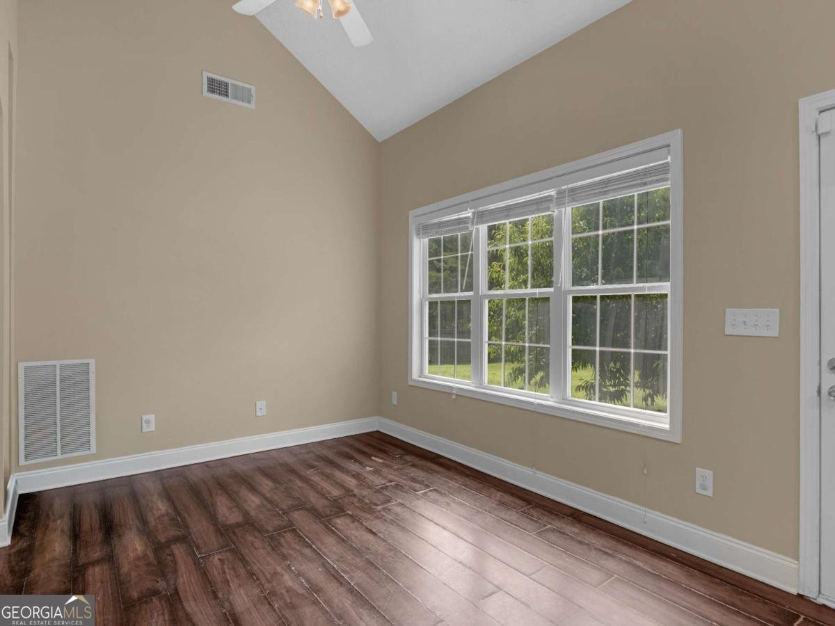555 Huntington Trail Temple - Photo 7