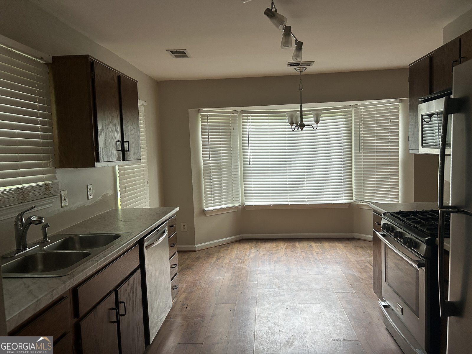 1890 Westminister Way Conyers - Photo 8