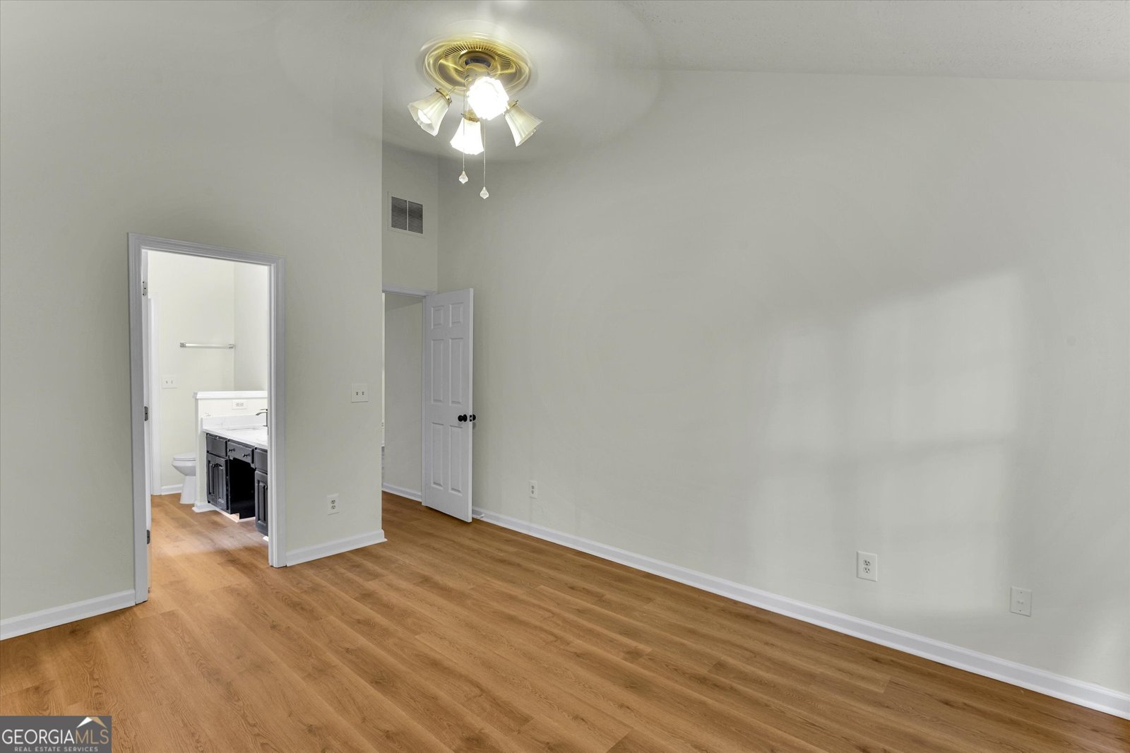 2435 Hillvale Circle Lithonia - Photo 12