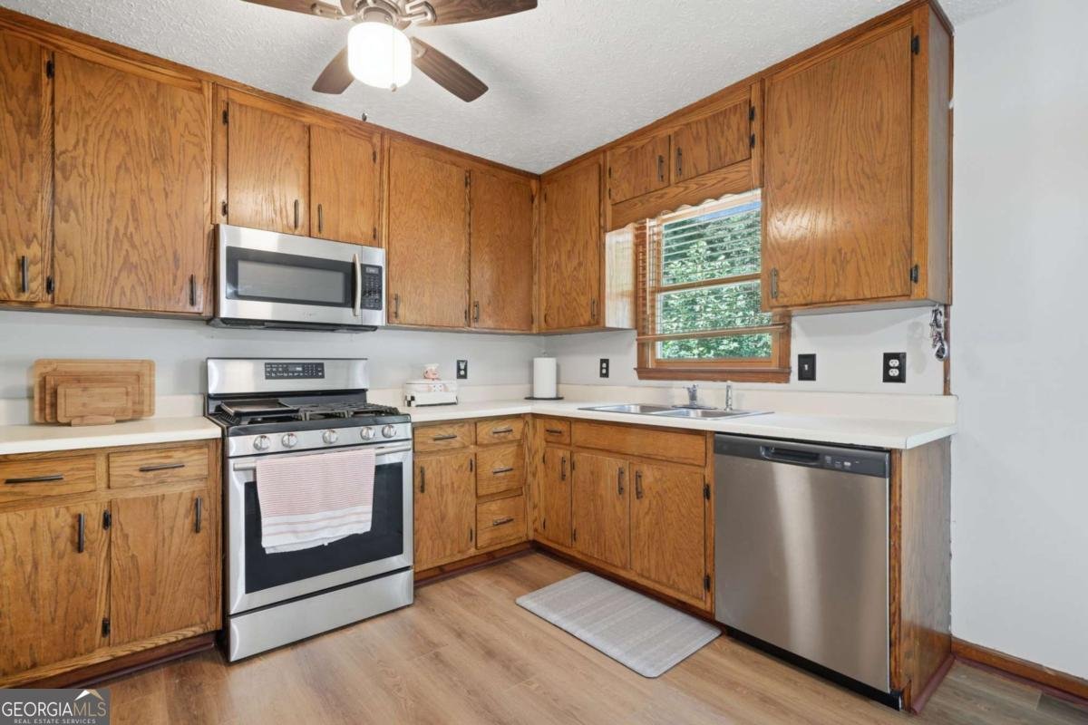 190 Lori Lane Canton - Photo 10