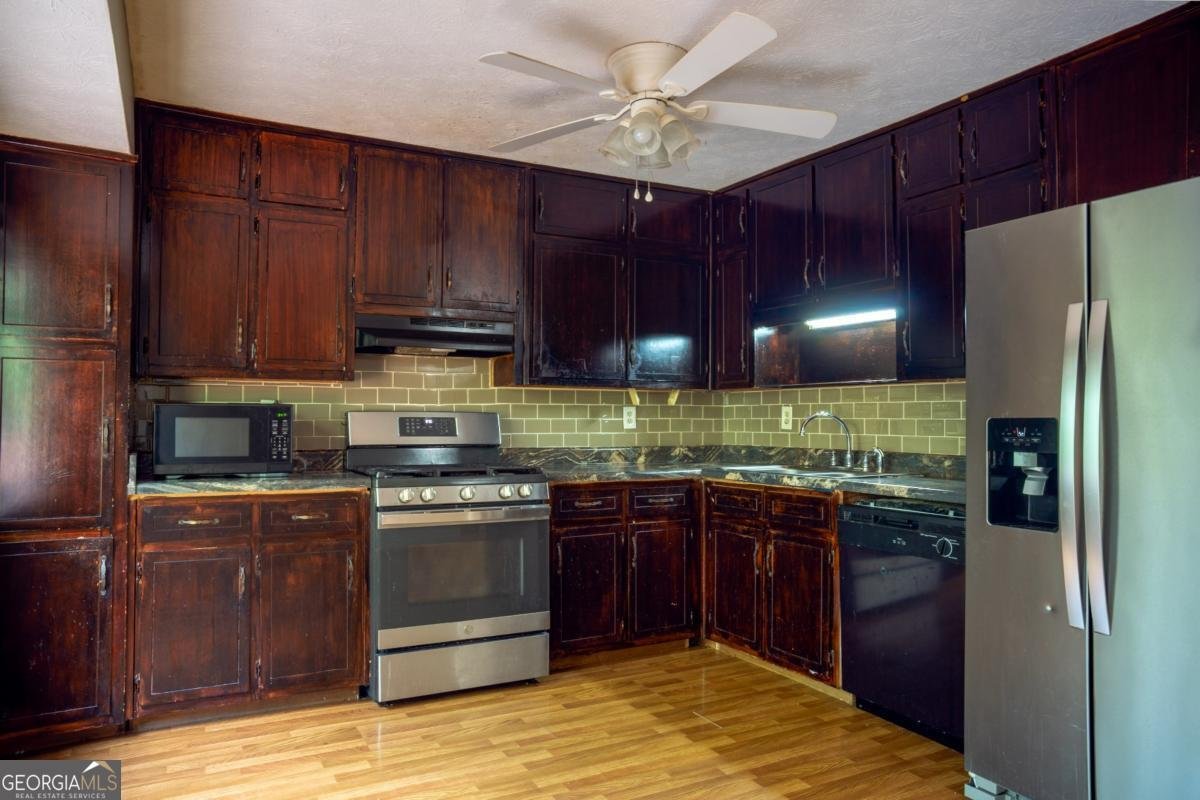 381 Windsor Walk Conyers - Photo 11