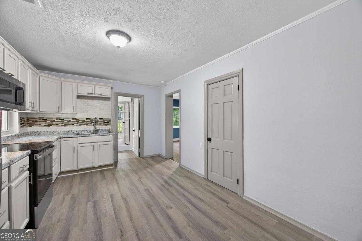953 South Avenue Forest Park - Photo 20