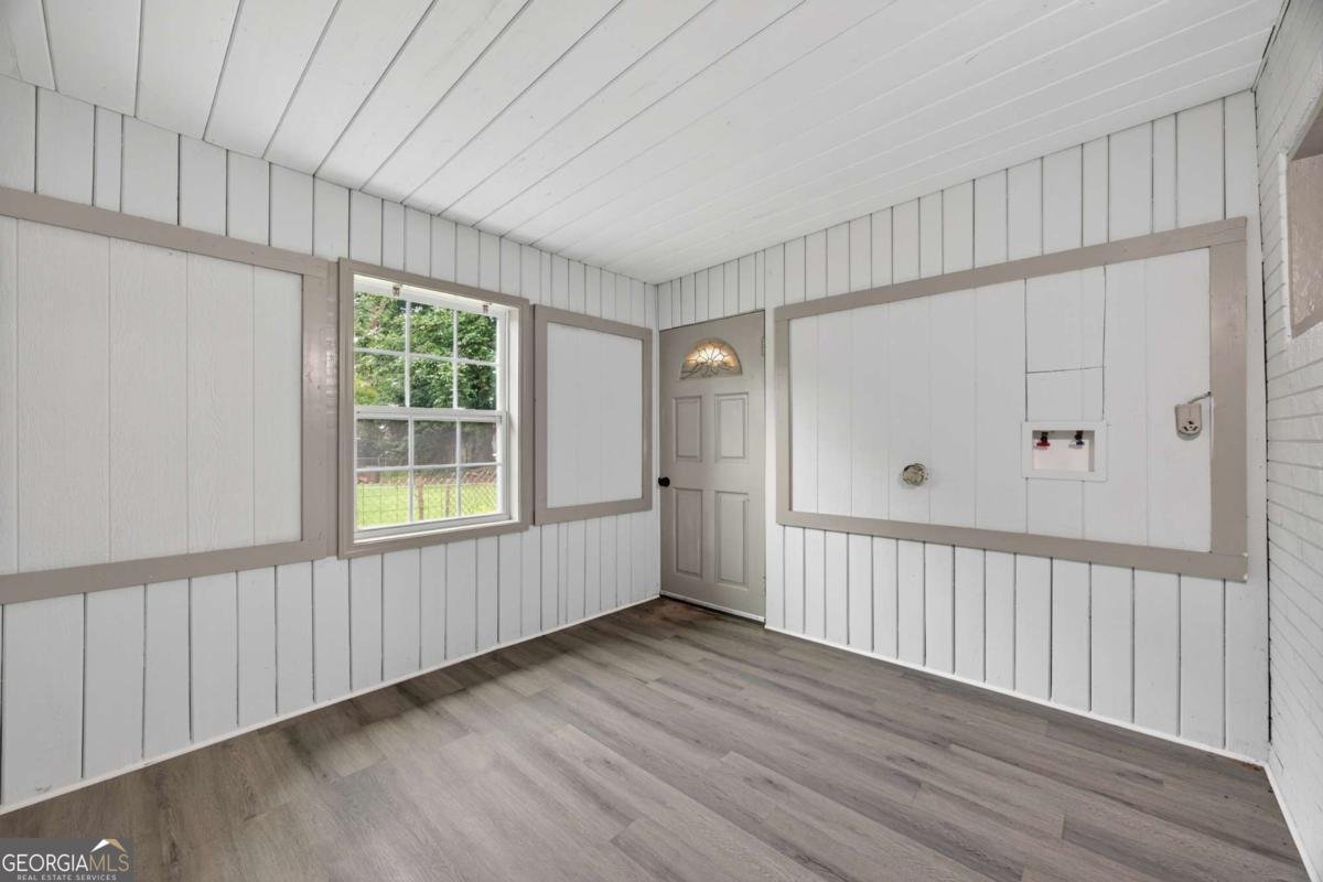 953 South Avenue Forest Park - Photo 21
