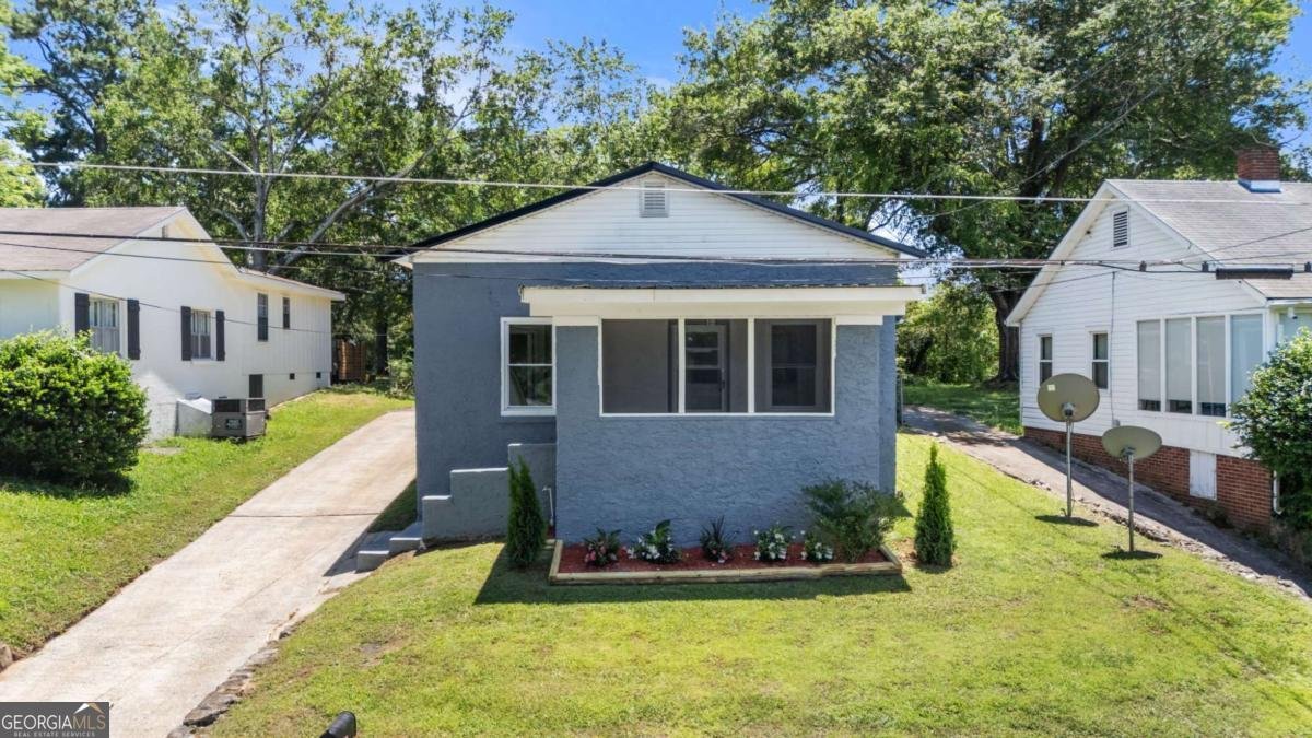 16 Crescent Avenue Rome - main photo