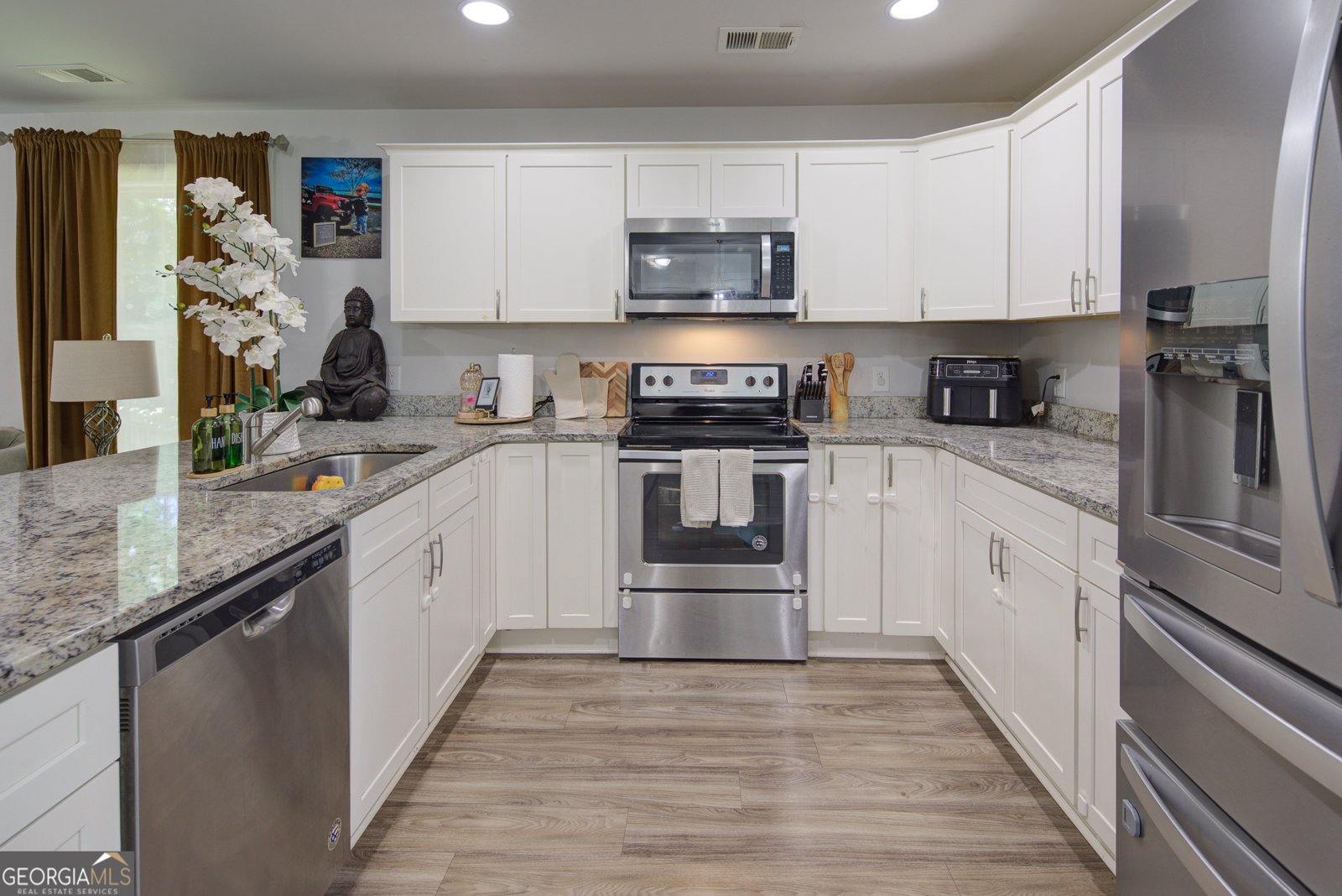 2445 Fleetwood Drive Cumming - Photo 11