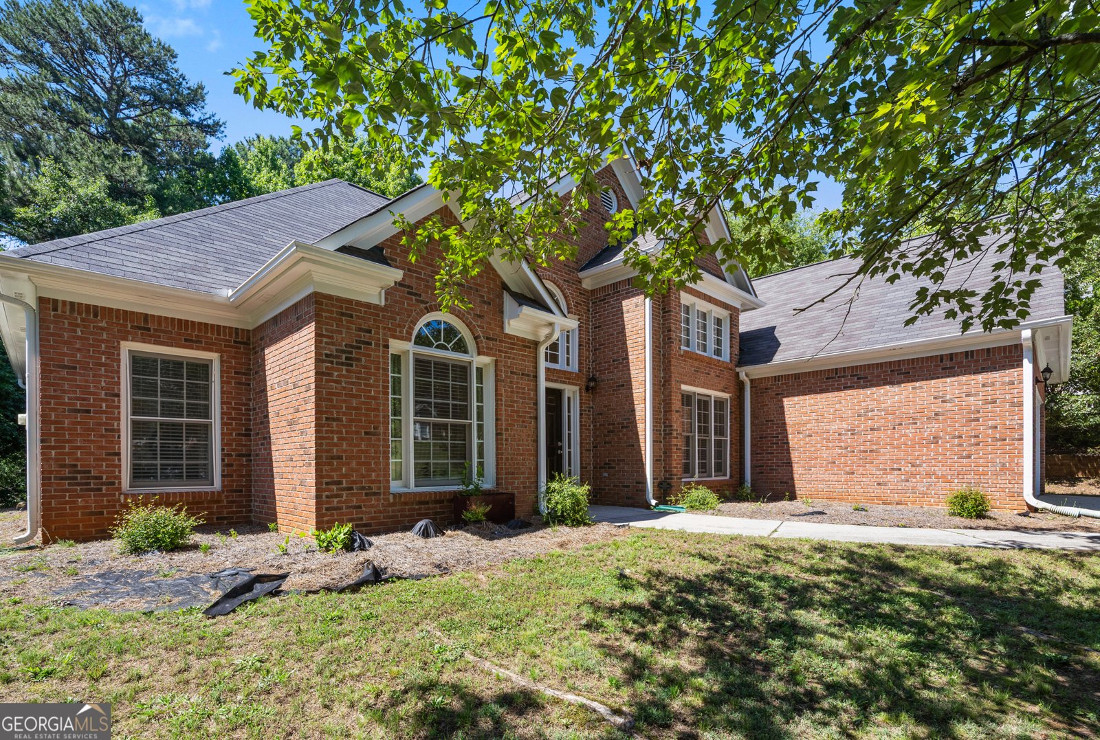 914 Georgian Point Drive Lawrenceville - main photo