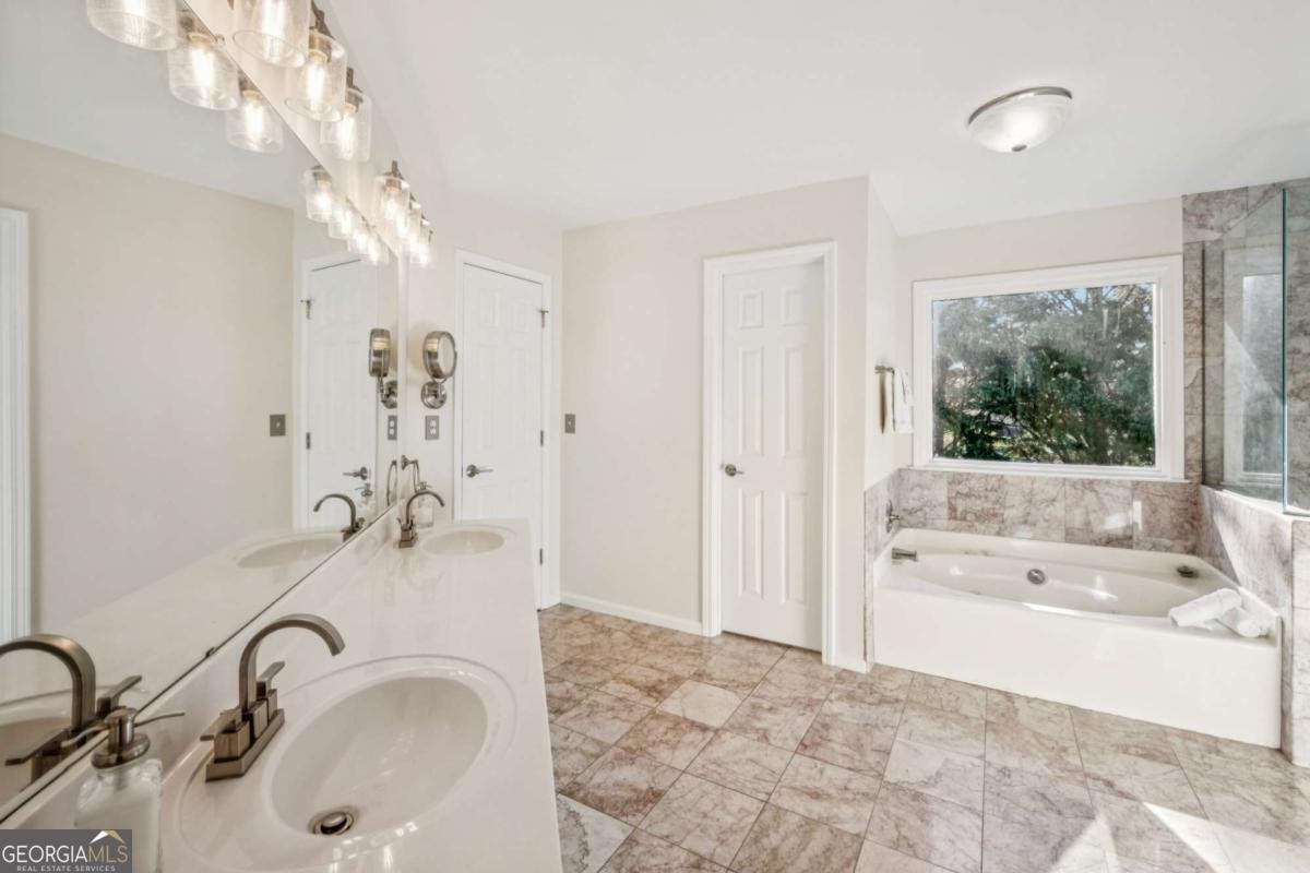 3401 Longfield Drive Snellville - Photo 16