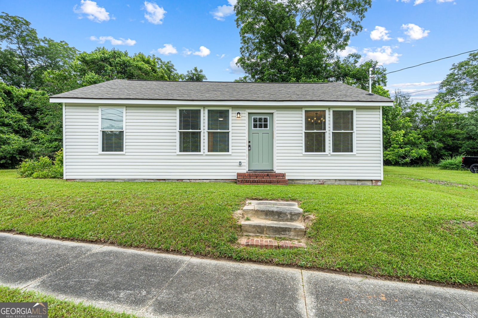 110 6th Street Warner Robins - main photo