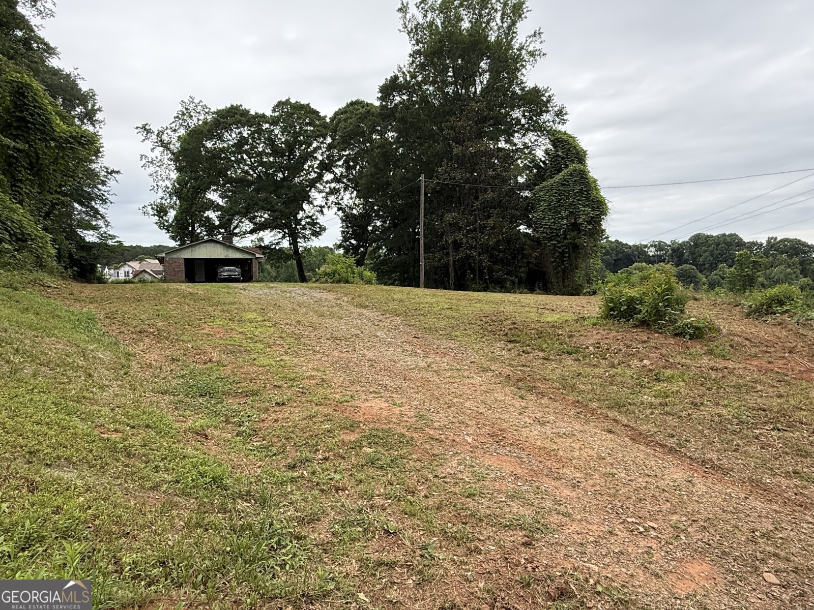 5075 Karr Road Cumming - main photo