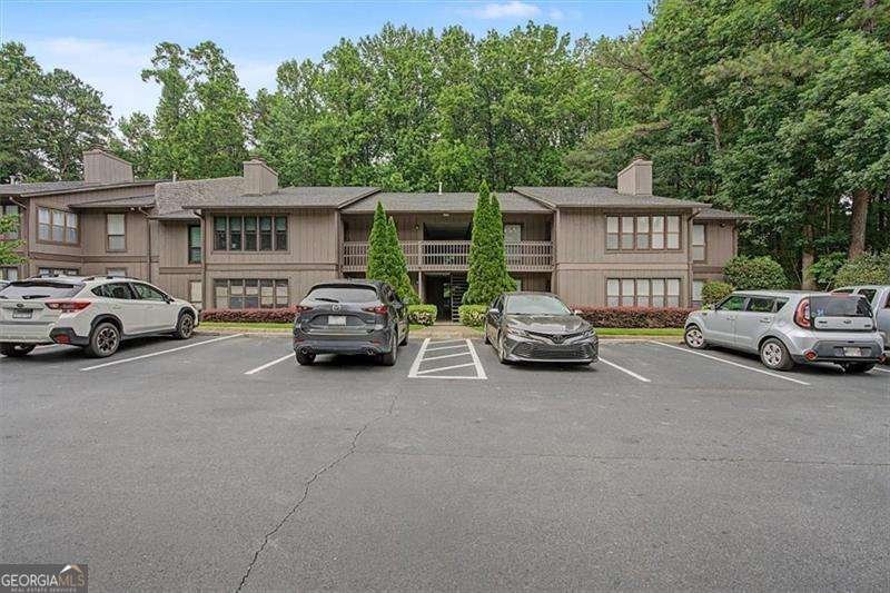 319 Smokerise Circle Marietta - main photo