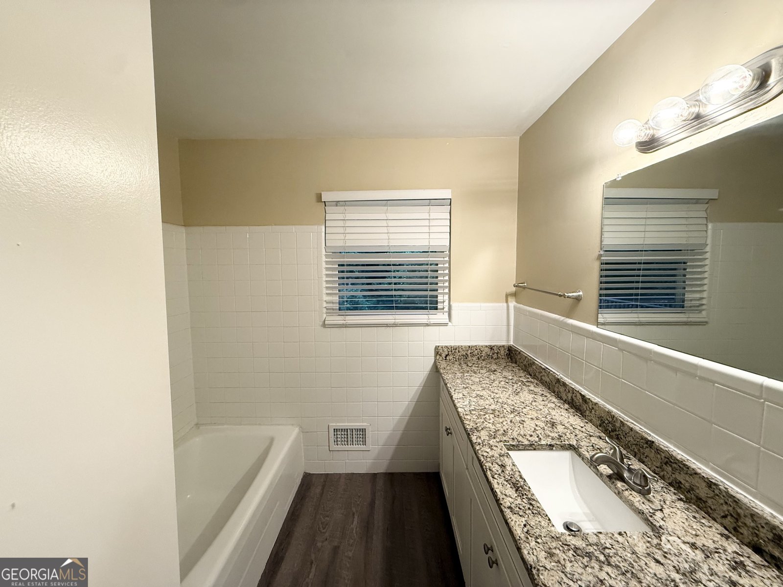 2176 Elinwood Drive East Point - Photo 7