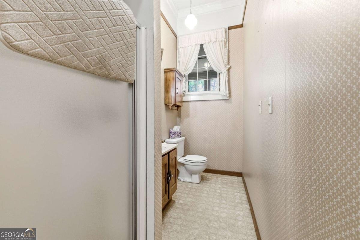 121 W Candler Street Winder - Photo 20