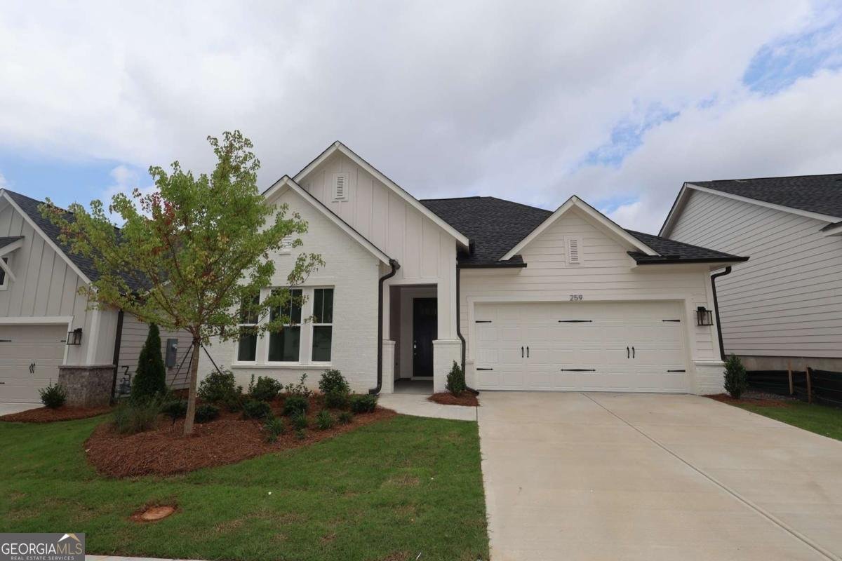 259 Strawberry Lane Woodstock - main photo