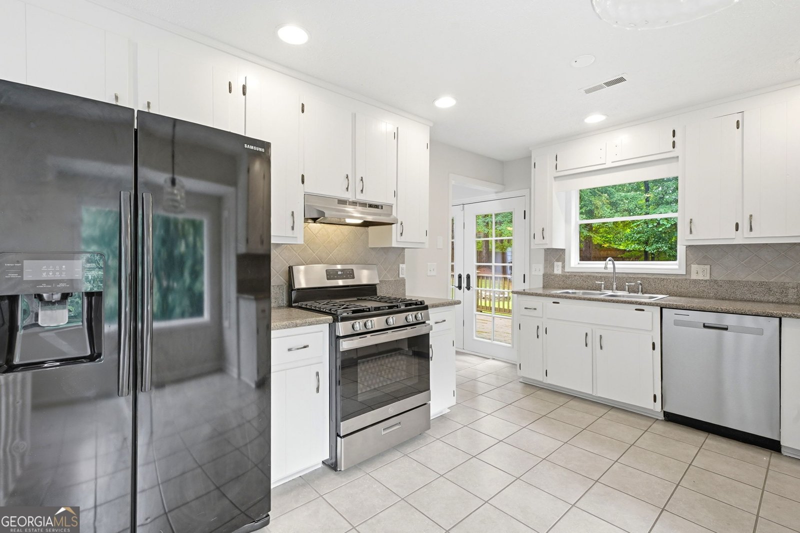 585 Rivercrest Drive Woodstock - Photo 20