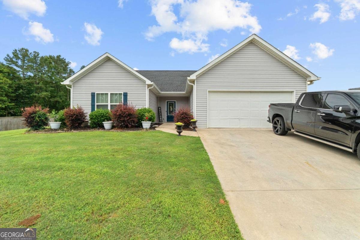 112 Grizzly Trail Carrollton - main photo