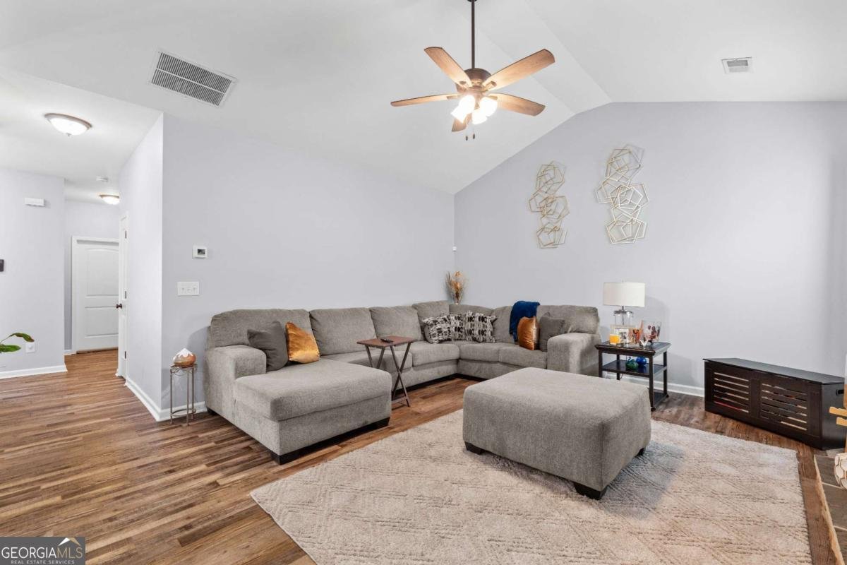 112 Grizzly Trail Carrollton - Photo 9