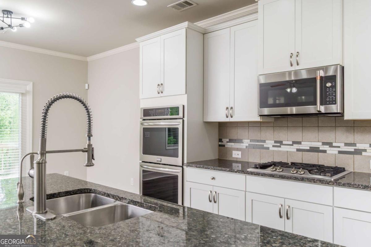 4368 Mantova Drive Buford - Photo 6