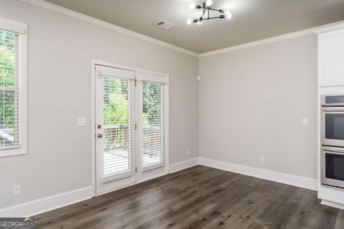 4368 Mantova Drive Buford - Photo 9