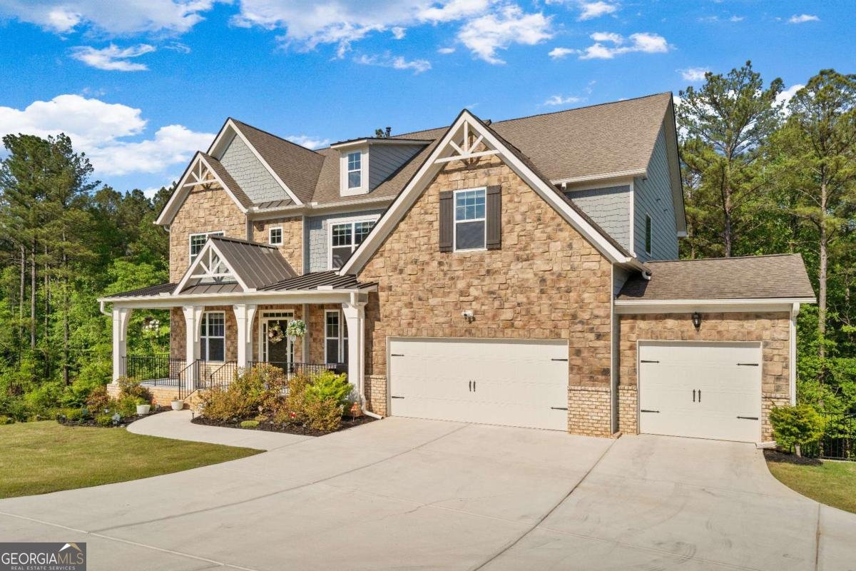 60 Sunflower Drive Newnan - main photo