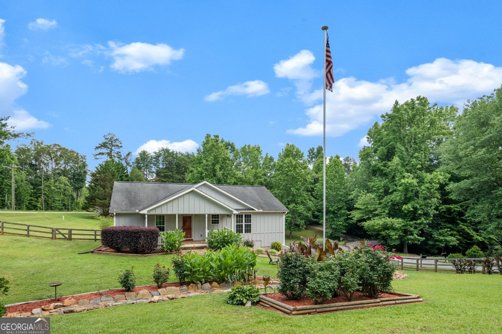 59 Shadow Hills Lane Dawsonville - main photo