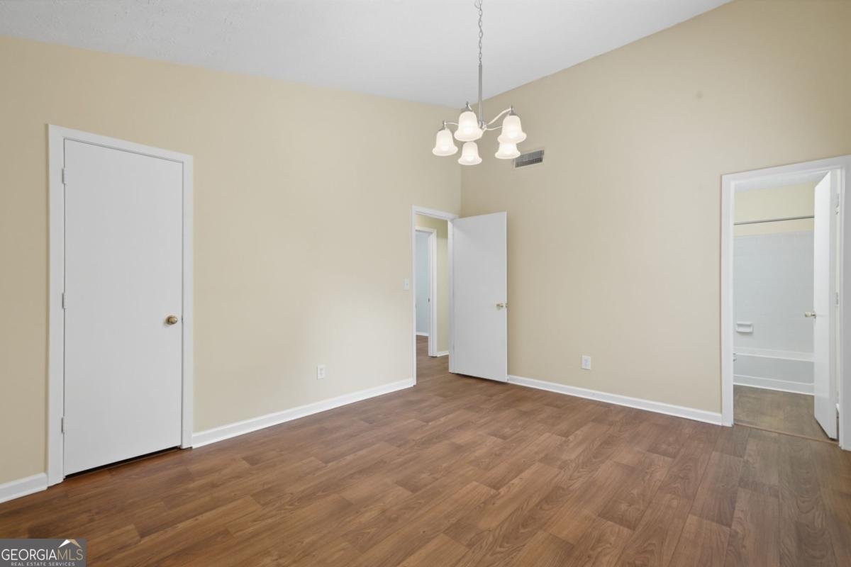 1615 Carrie Farm Court Kennesaw - main photo