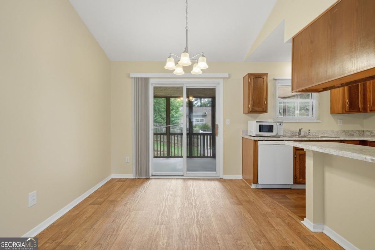 1615 Carrie Farm Court Kennesaw - Photo 10