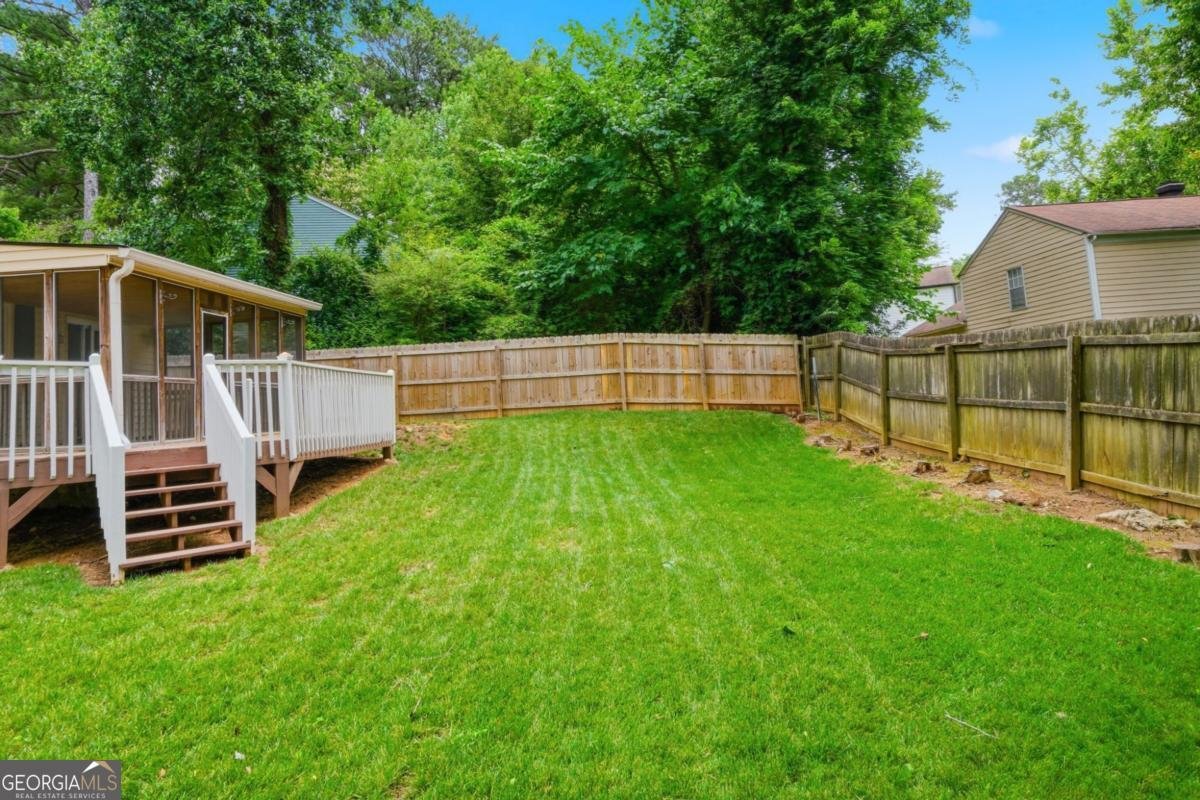 1615 Carrie Farm Court Kennesaw - Photo 9