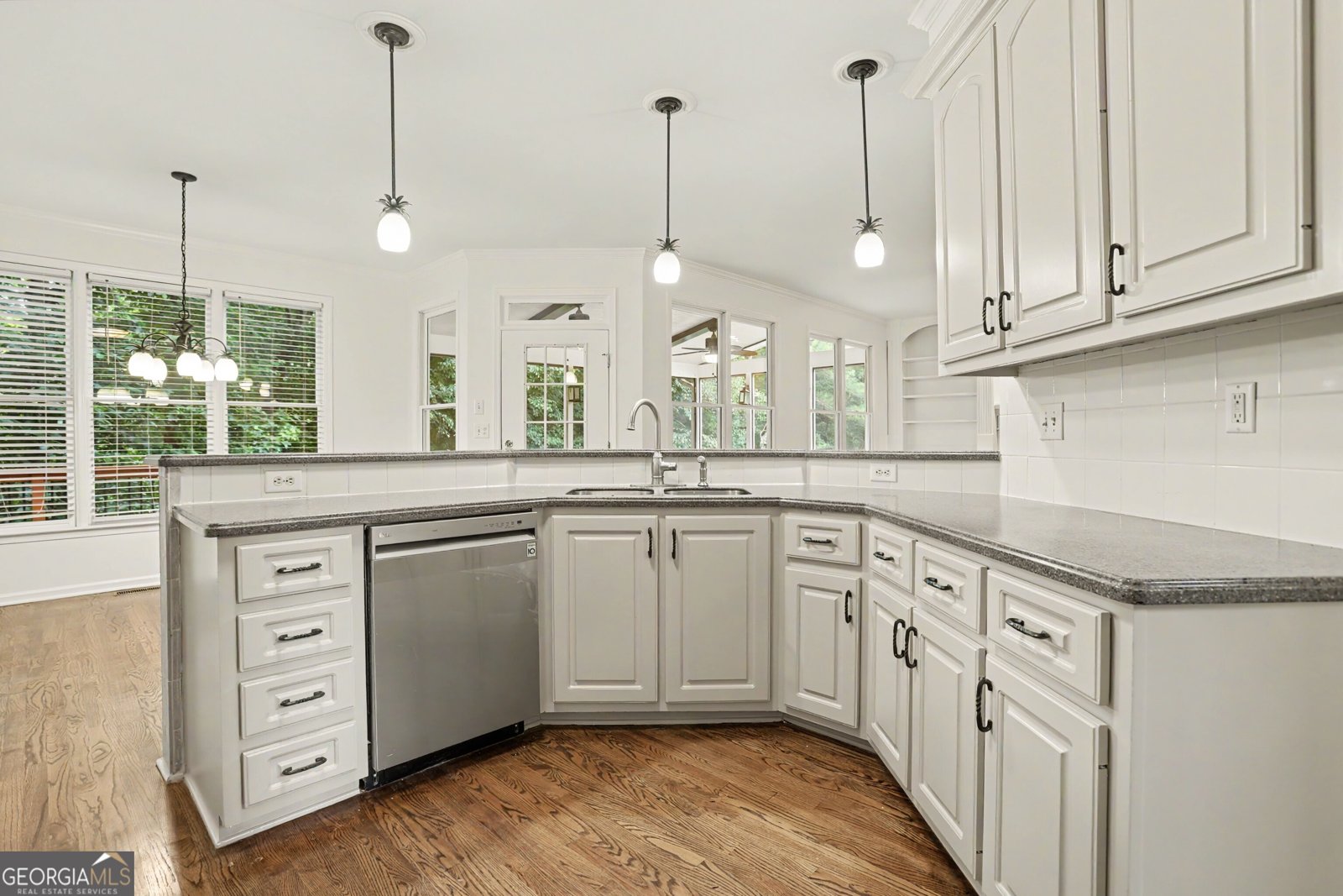 2405 Millwater Crossing Dacula - Photo 11