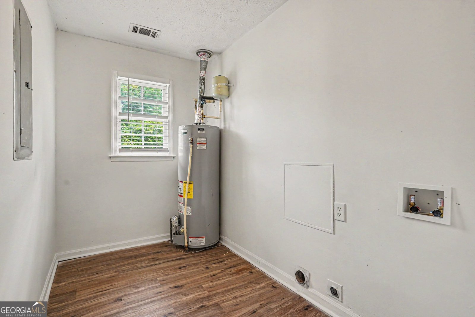 1394 Almand Creek Drive Conyers - Photo 18