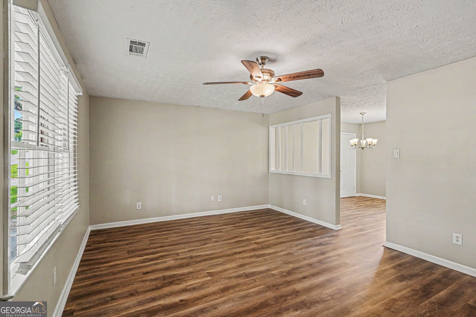 1394 Almand Creek Drive Conyers - Photo 6