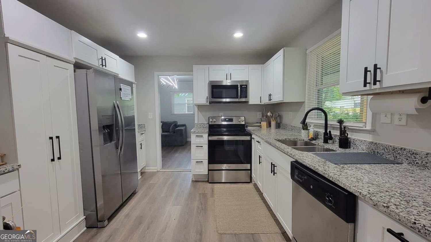 3132 Forrest Hills Drive Atlanta - Photo 6