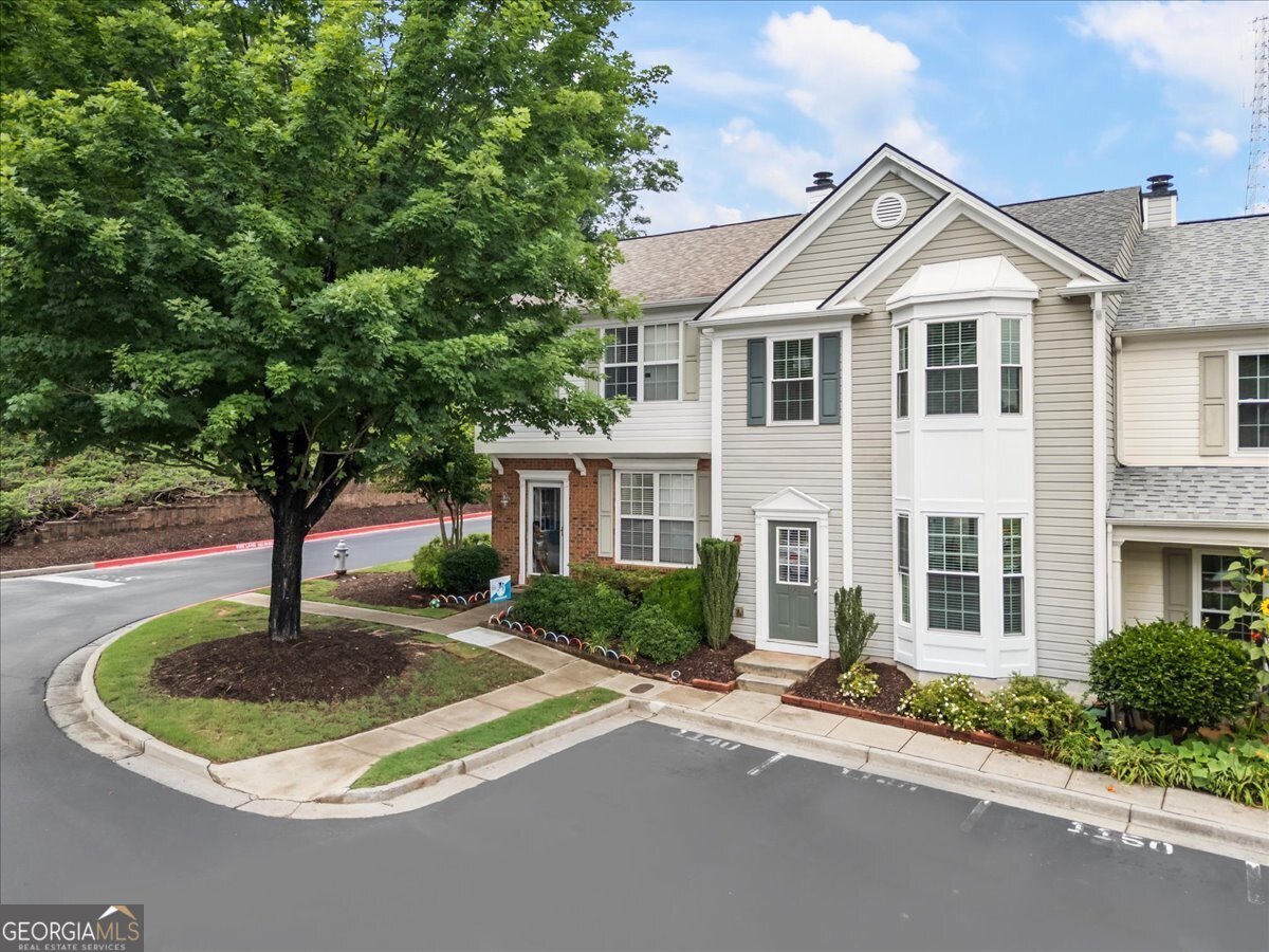 1150 Kilmington Court Alpharetta - main photo