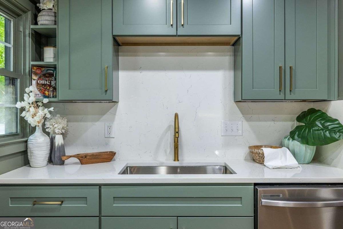 1802 La Dawn Lane Atlanta - Photo 10