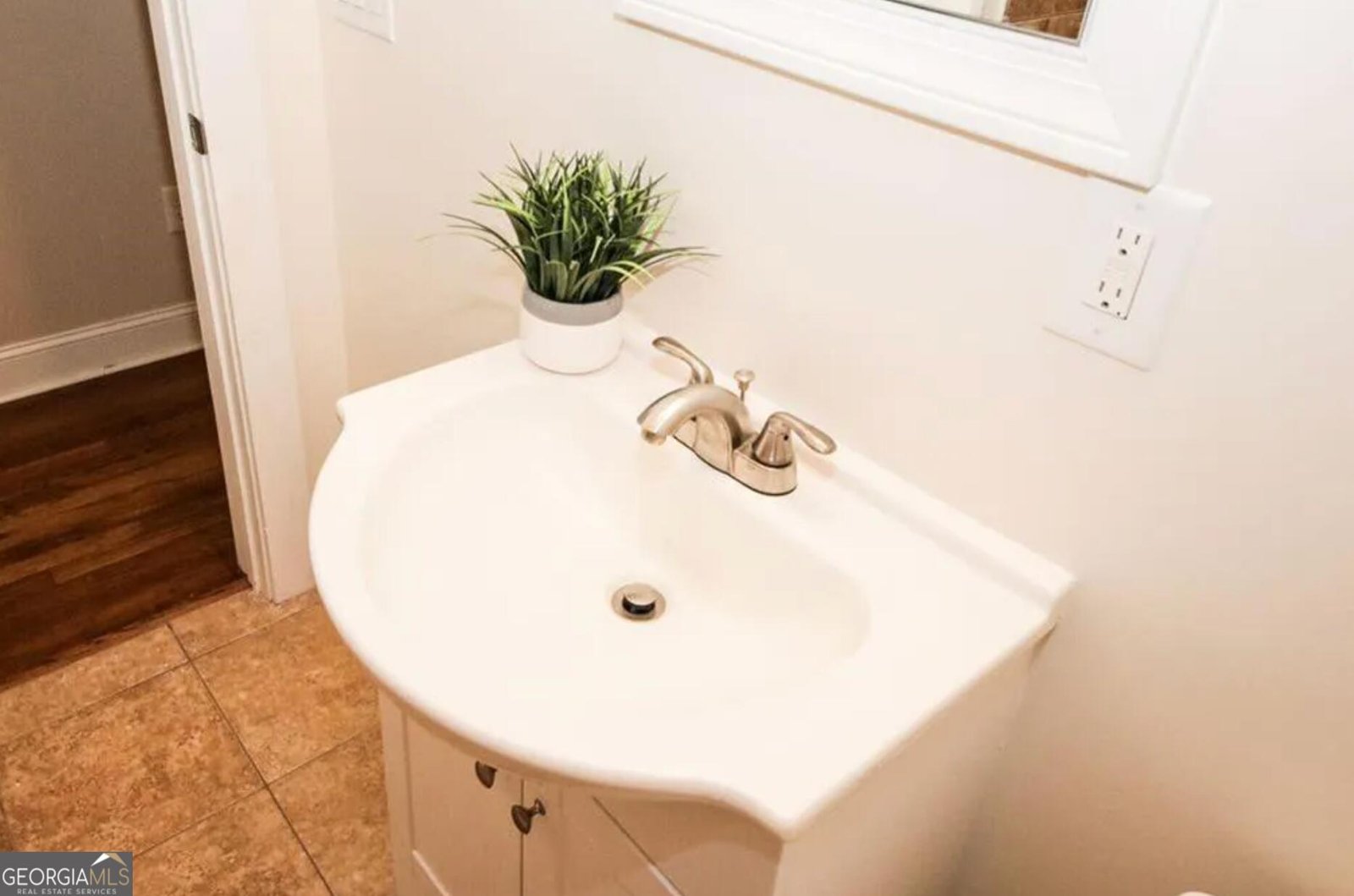 1339 Holcomb Avenue East Point - Photo 8